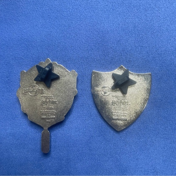 Prefect & Headgirl Pins Ravenclaw Harry Potter - Picture 2 of 3